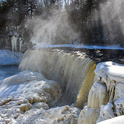 Tahquamenon Falls